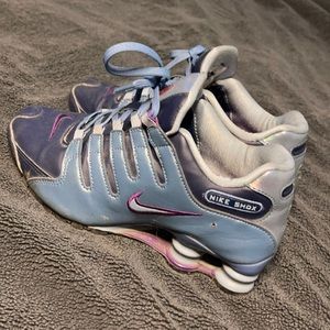 Women’s Nike Shox